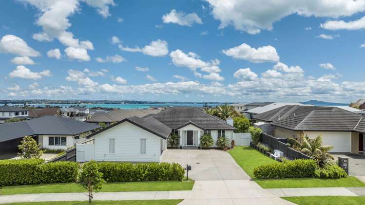 7 Artists Avenue Beachlands_28