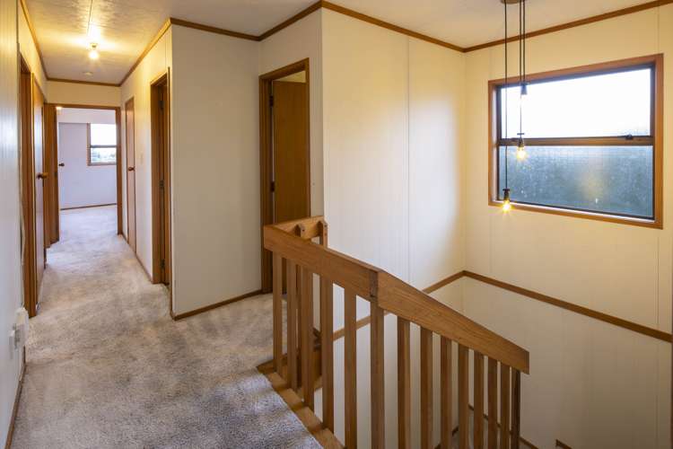 18 Pine Avenue Henderson_11