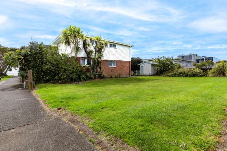 12 Goldie Street St Heliers_14