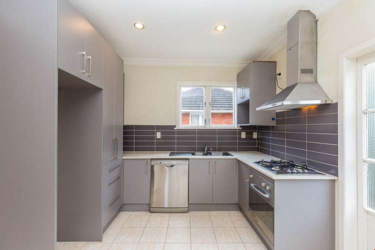 1602 Great North Road Waterview_7