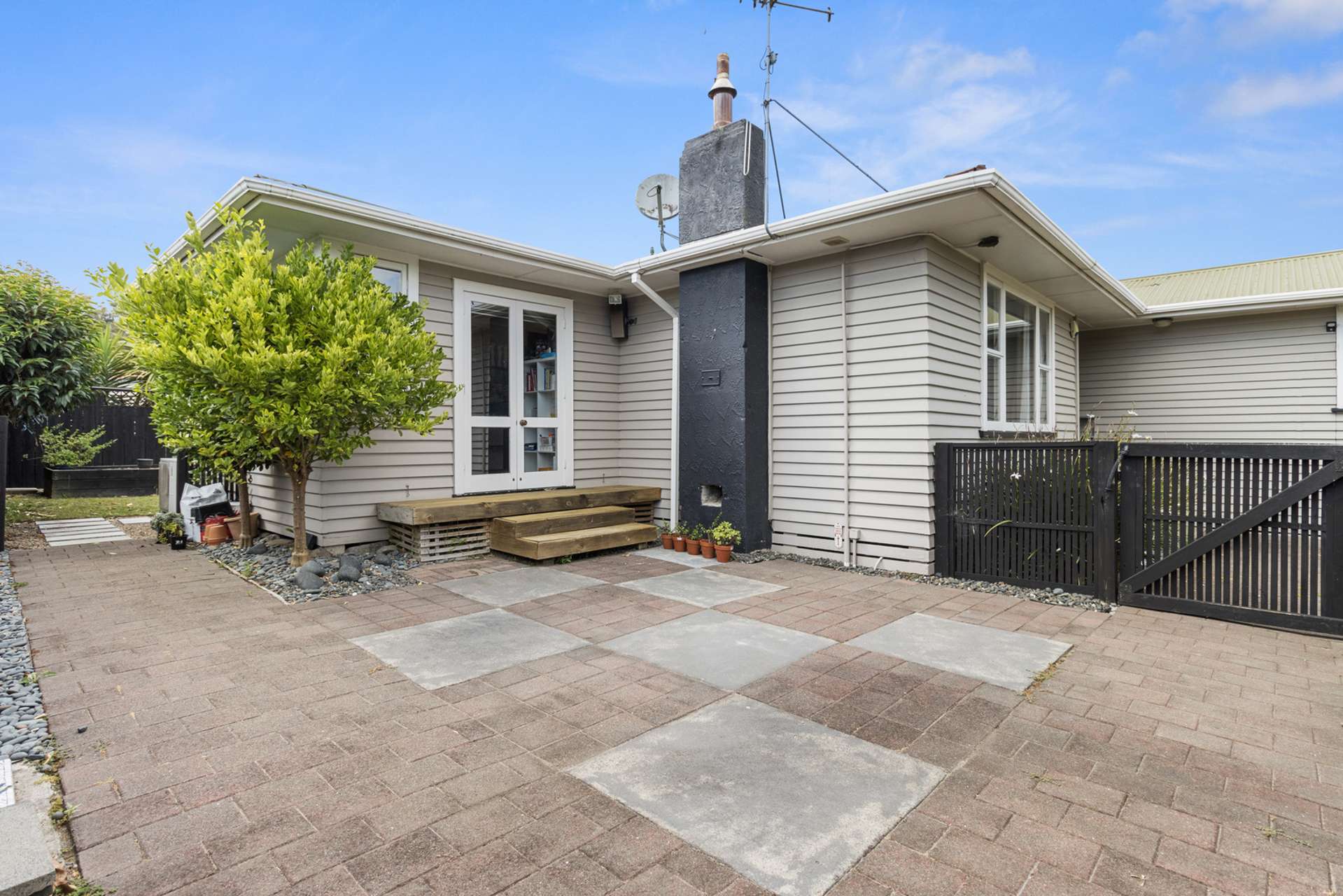 7 Michael Avenue Dinsdale_0