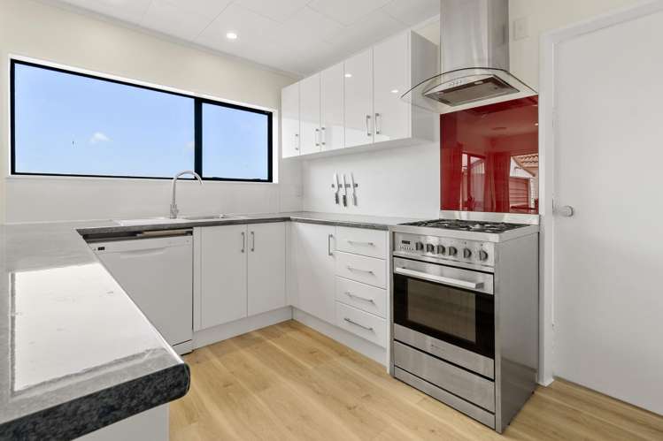 12b Cathie Place Karori_5