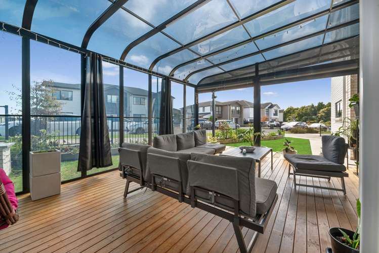 23 Tannaghmore Drive Flat Bush_18