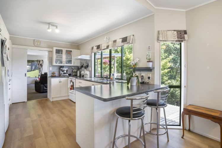 6 Dee Place Torbay_9