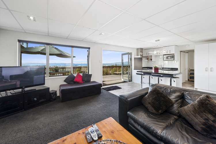 9 French Place Tihiotonga_14