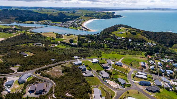 78 Stratford Drive Cable Bay_20