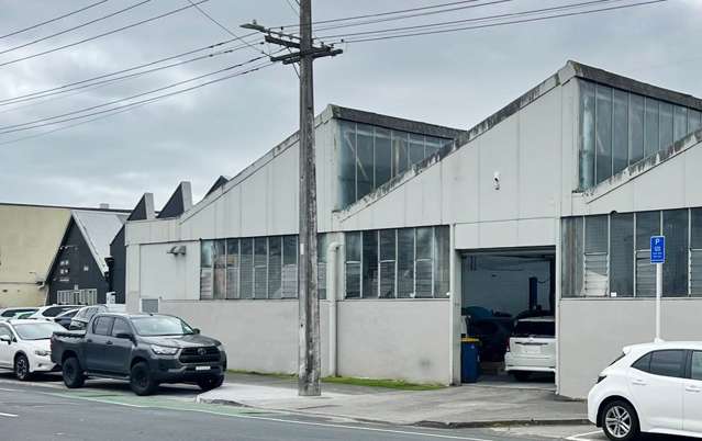 ROAD FRONT INDUSTRIAL