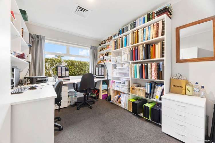 18a Doment Crescent Orewa_12