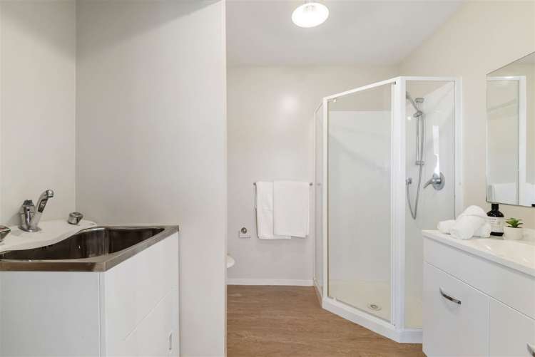 18/242 Great North Road Henderson_3