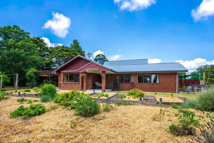 19 Turiapua Lane Parua Bay_32