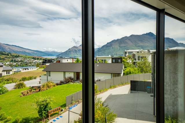 9a Saint Pauls Court Queenstown_1