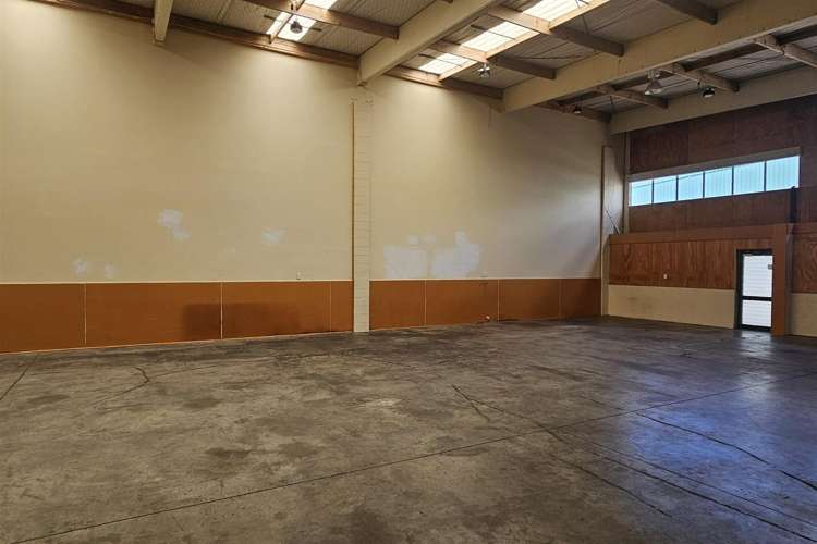 Units 4-7, 218 Swanson Road Henderson_5