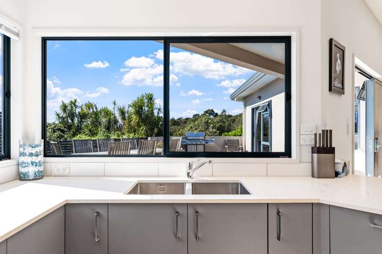 35 Blue Heron Rise Stanmore Bay_7