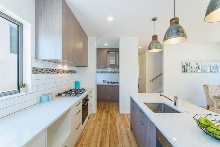 2/65 Francis Street Hauraki_13