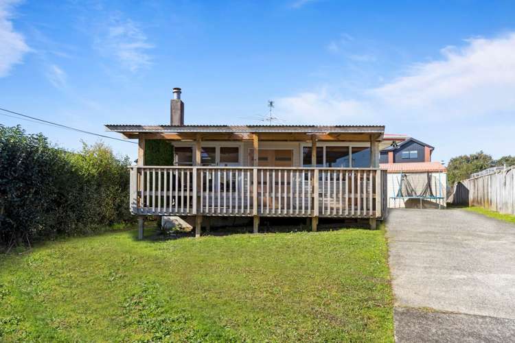 10 Serjeant Street Henderson_17