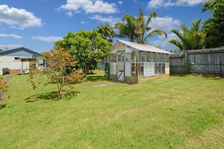 19 Levesque Street Birkdale_13