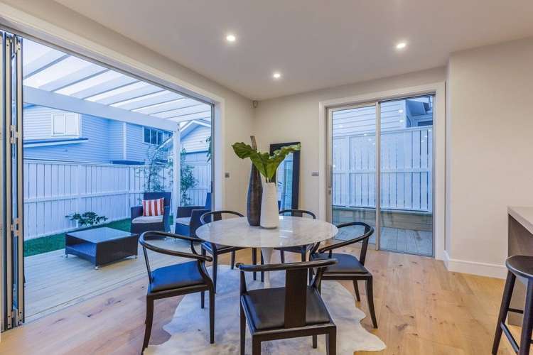 31d Willcott Street Mount Albert_32