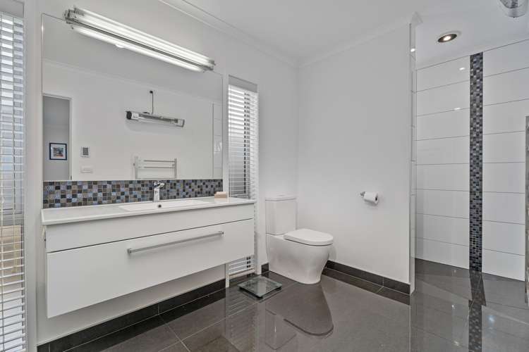 18 Roseberry Place Whitianga_20