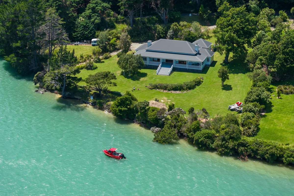 5495 Kenepuru Road, Waitaria Bay_0