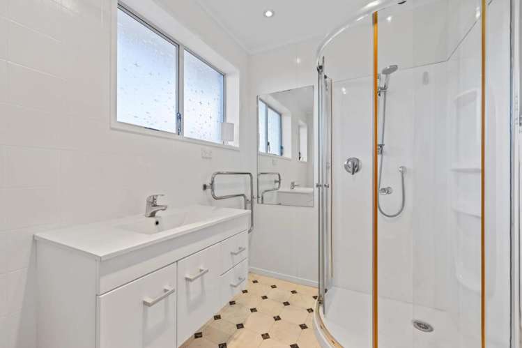 133 Coronation Avenue Welbourn_5