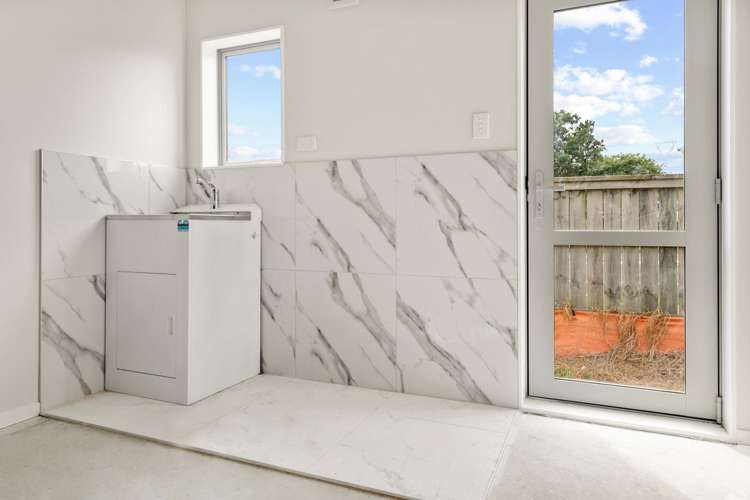 52A & 52D Capstick Road Otara_7