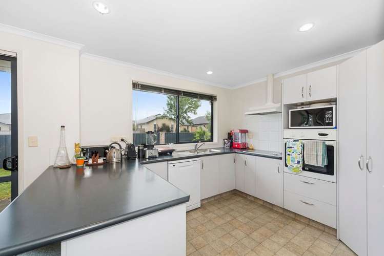 1 Arlington Court Rototuna North_7