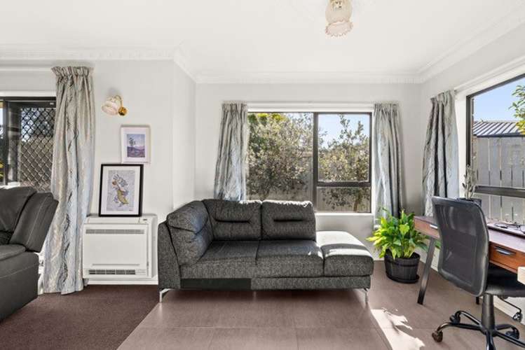 34 Roskilda Crescent Taradale_5