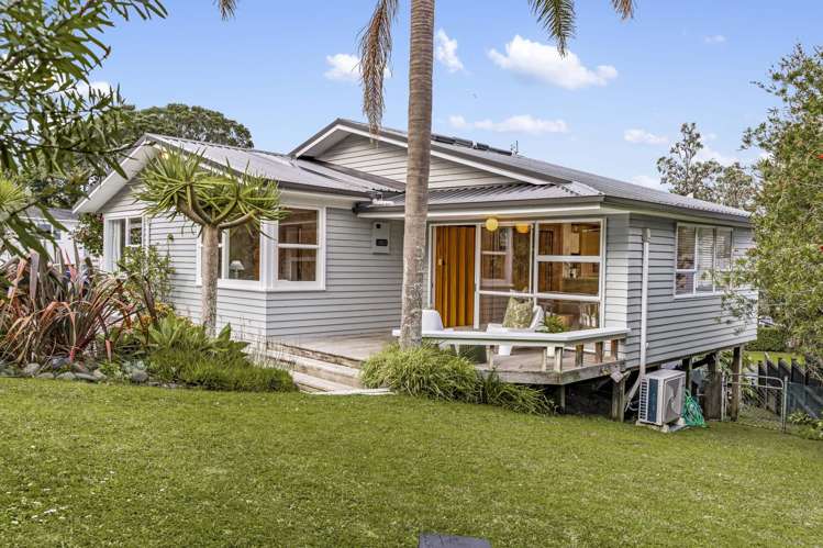 10 Hubert Henderson Place_2