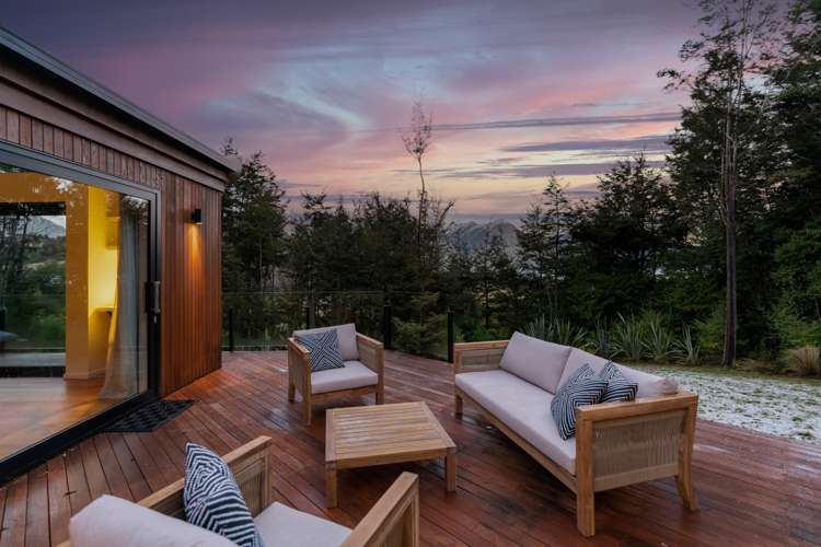 18 Falcon Heights Mount Creighton_11