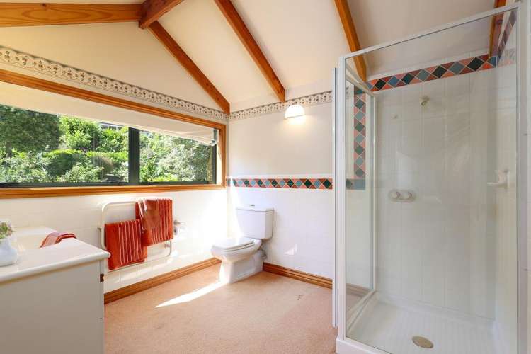 8 Faraday Rise Richmond_32