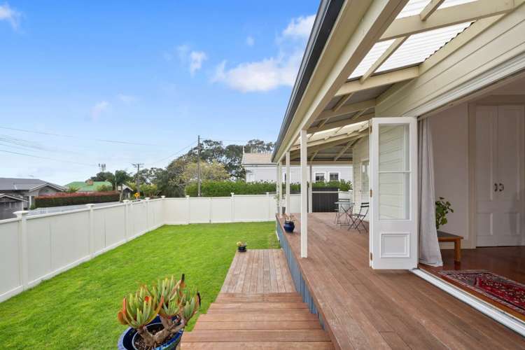 13 Mozeley Avenue Devonport_17