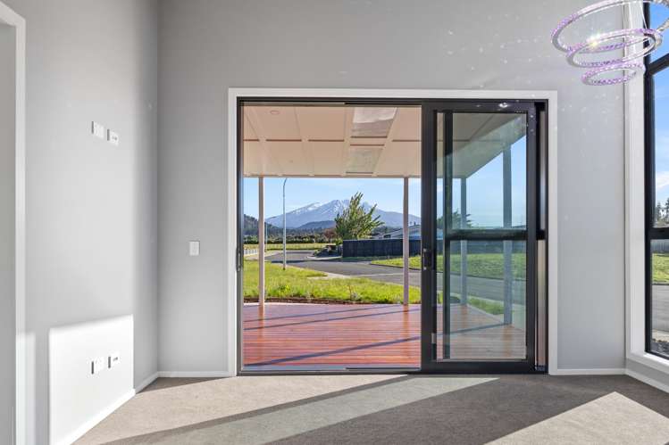 8 Raupo Lane Ohakune_23