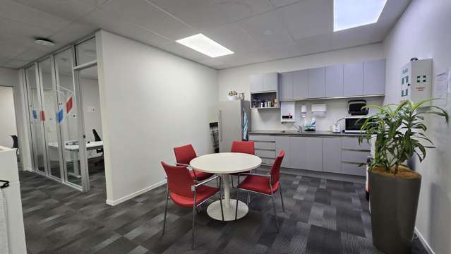 Level 1, 405 Cameron Road Tauranga Central_3
