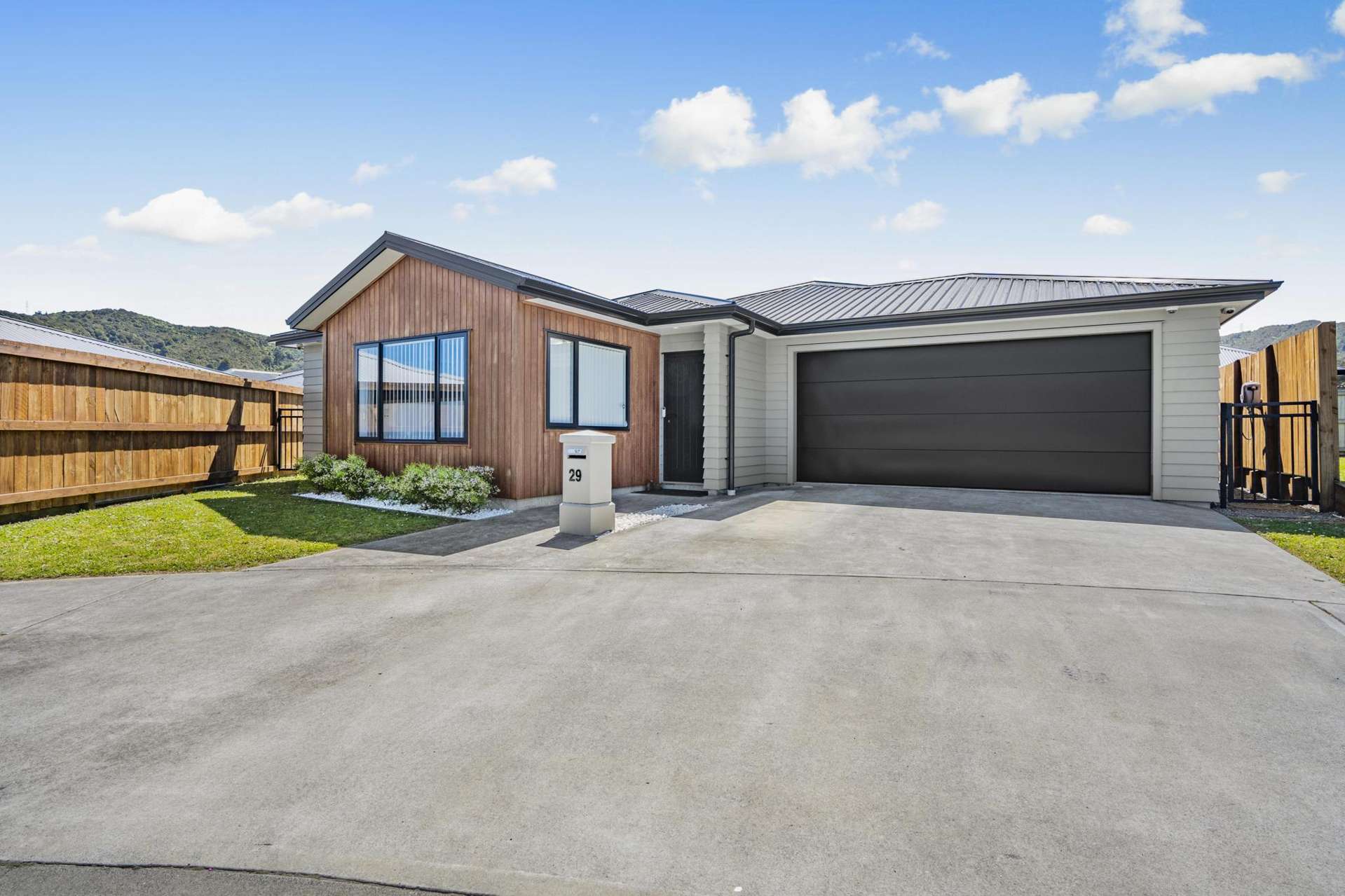 29 Brian Hughes Road Wainuiomata_0