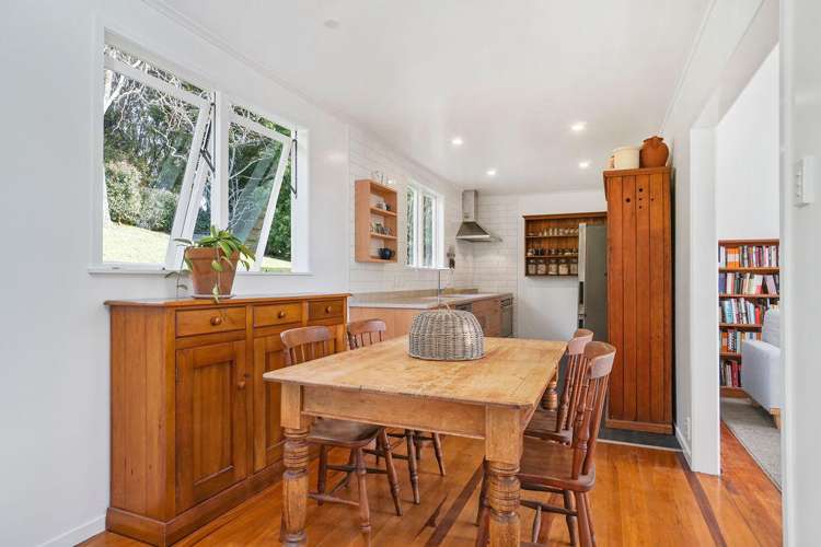 14 Daffodil Street Titirangi_6