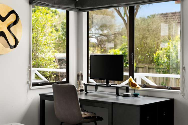 80b Aviemore Drive Highland Park_12