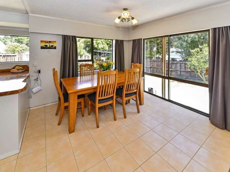 143 Everglade Drive Totara Heights_10