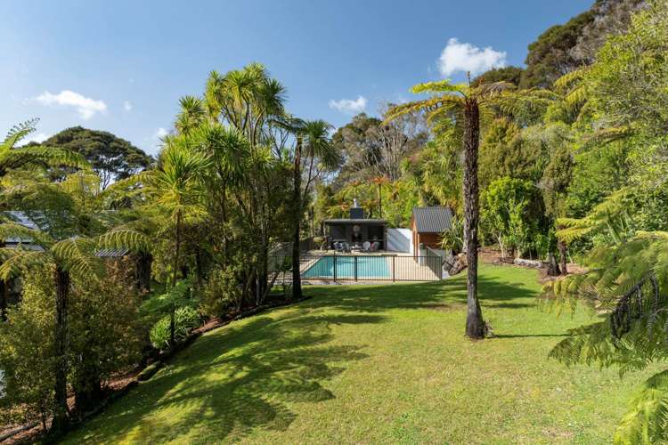 366g Huia Road Titirangi_9