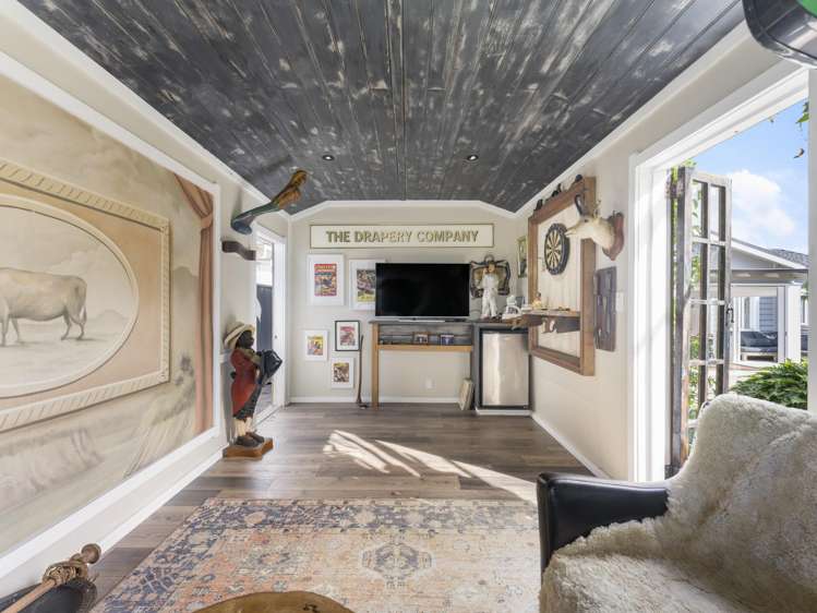 19 Rossgrove Terrace Mount Albert_11
