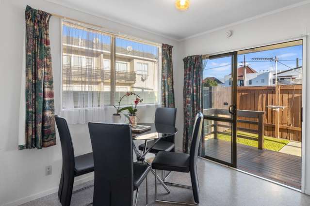 B/22 Charlemont Street Whitiora_3