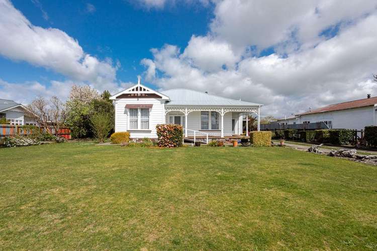 36 Barraud Street Dannevirke_24