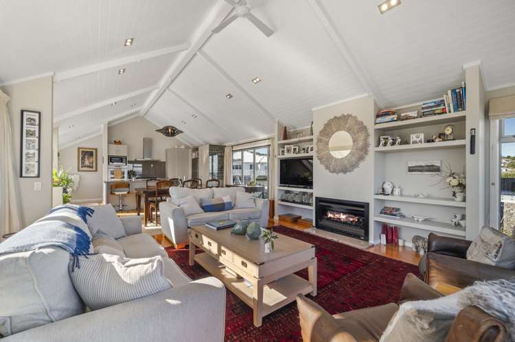 23 Shepherd Road Waipahihi_5