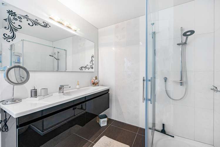 1/24 Clifton Road Hauraki_11