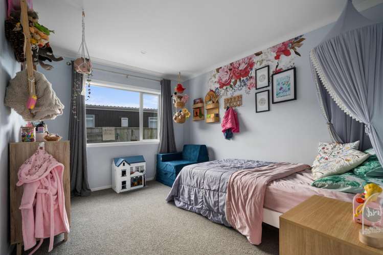 17B Tuki Street Titahi Bay_7