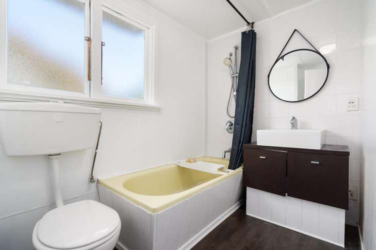 41 Batten Grove The Pines Beach_12