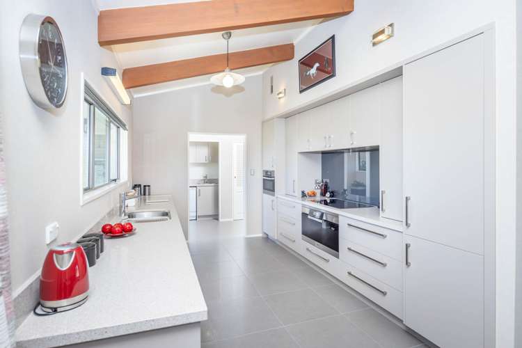 115 Barrett Road Temple View_16