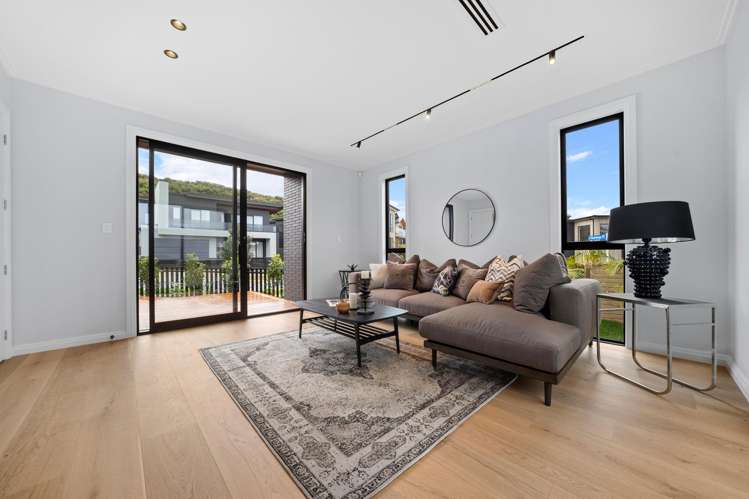 27 Streamview Way Long Bay_1