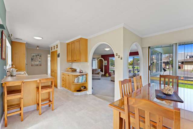 8 Knights Grove Otaki_4