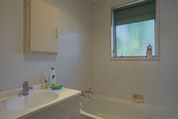 38 Spring Road Gleniti_11