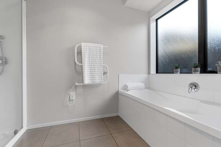 13 Ebony Court Rototuna North_19